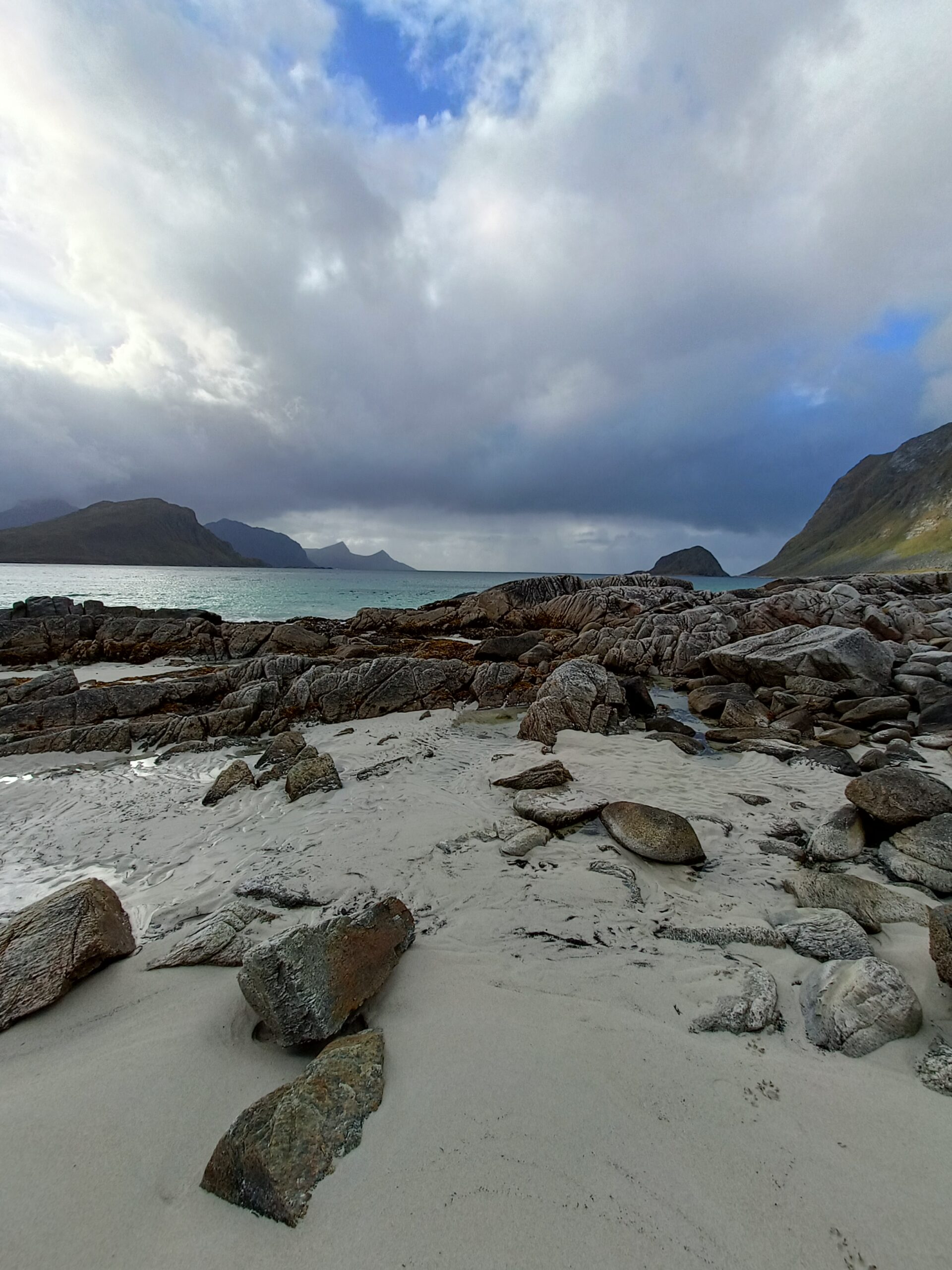 Vik Beach, plage voisine de Haukland aux Lofoten