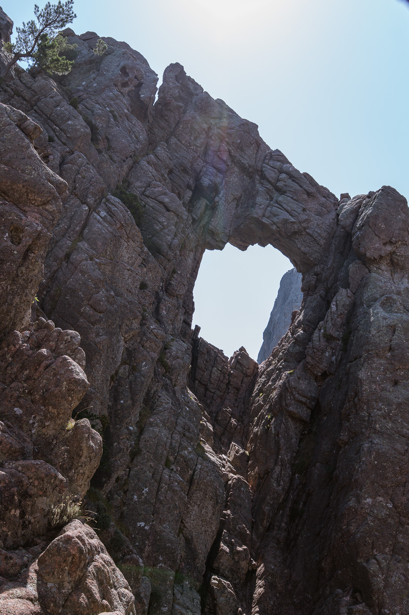 Le Trou de la Bombe dans le massif de Bavella, Corse
