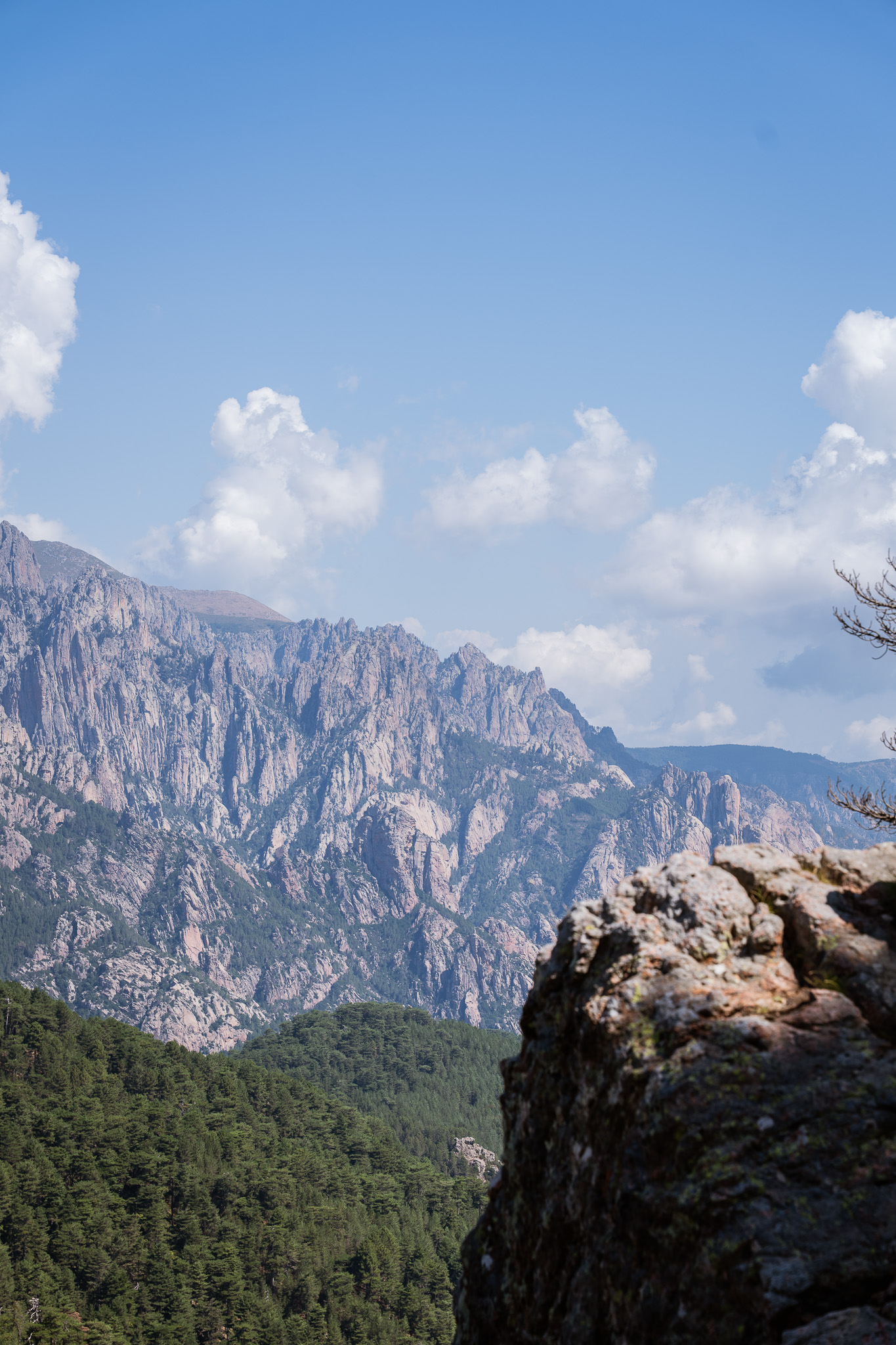 Trou de la Bombe, massif de Bavella, Corse